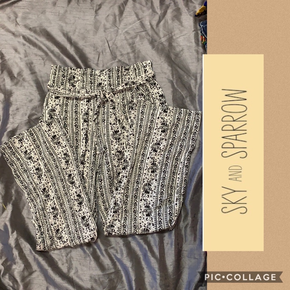Sky and Sparrow high waist floral tie pants M
